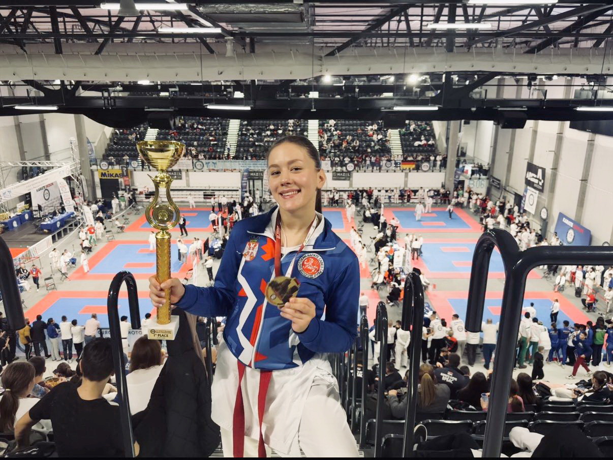 Helena Vukmirović juniorski prvak sveta