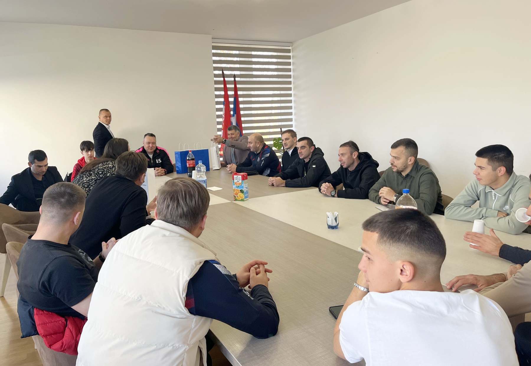 Fudbaleri Gračanice posetili Opštinu Žitište