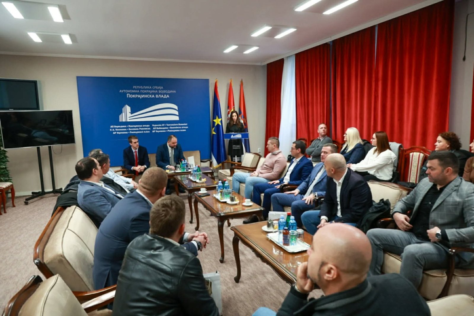 Postavljanje saobraćajne signalizacije u Žitištu i Česteregu