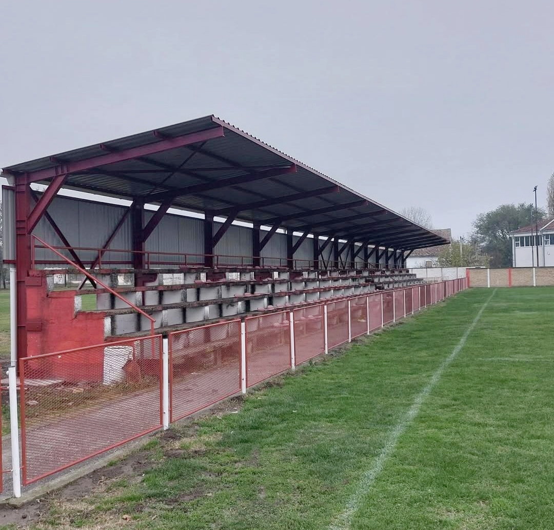 Pokrivanje tribina na stadionu u Žitištu